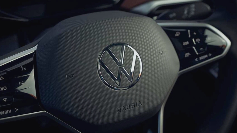 customers are fed up with volkswagens touch controls now theyre suing 68a371831b5d0
