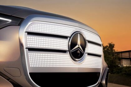 mercedes hopes its evs stand out with a new pixelated grille 6890cf9c5ca7b