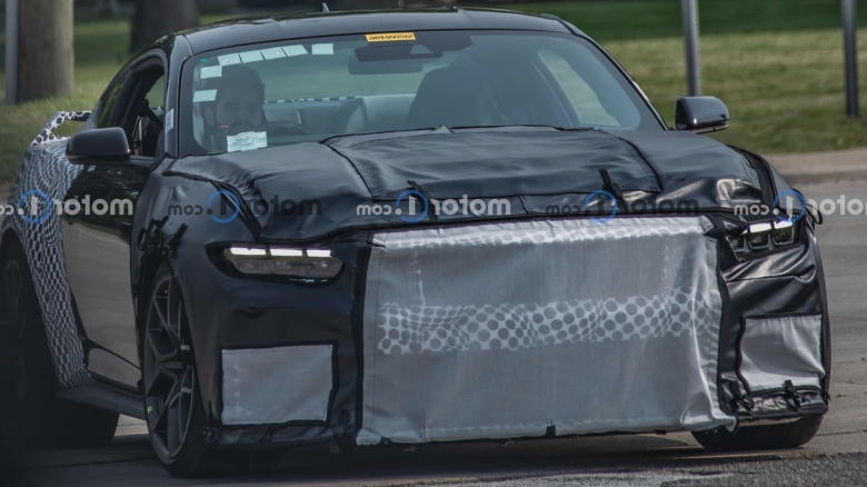 new shelby gt500 caught testing listen to its supercharged v 8 68a623d641408
