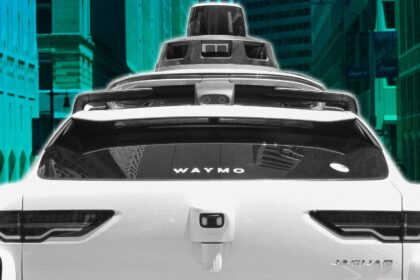 man drives through los angeles then he spots a new waymo model 68b882c61a75a