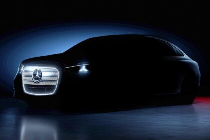 oh good the electric mercedes c class is also getting a jumbo grille 68be994faf3ce