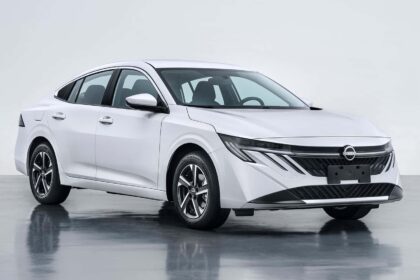 the new nissan sentra makes an early debut 68c26f5969209