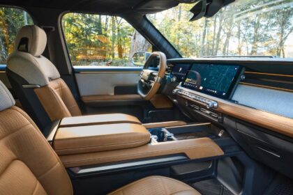 everythings on a screen heres why scouts new cars will have good old buttons 6903493639175