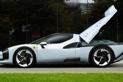 ferrari honors the legendary f40 with a striking one off 68f5d9fa09479