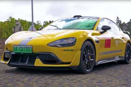 my favorite car from china xiaomi su7 ultra stuns car reviewer 68ed3fcdb0076