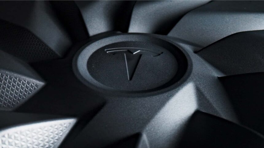 tesla roadster could be tomorrows one more thing 68e3f99cab79b