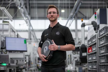 this tiny electric motor is more powerful than four tesla motors combined 68f8967394b38