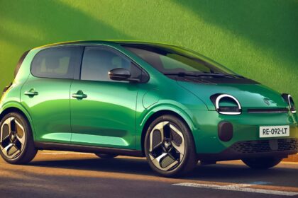 the new renault twingo is a retro chic ev for the masses 690cb893247ee